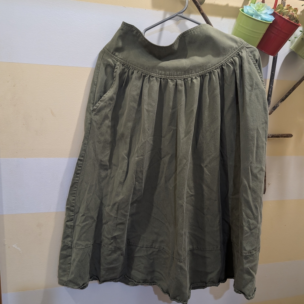 Green Pleated A-Line Midi Skirt for Work